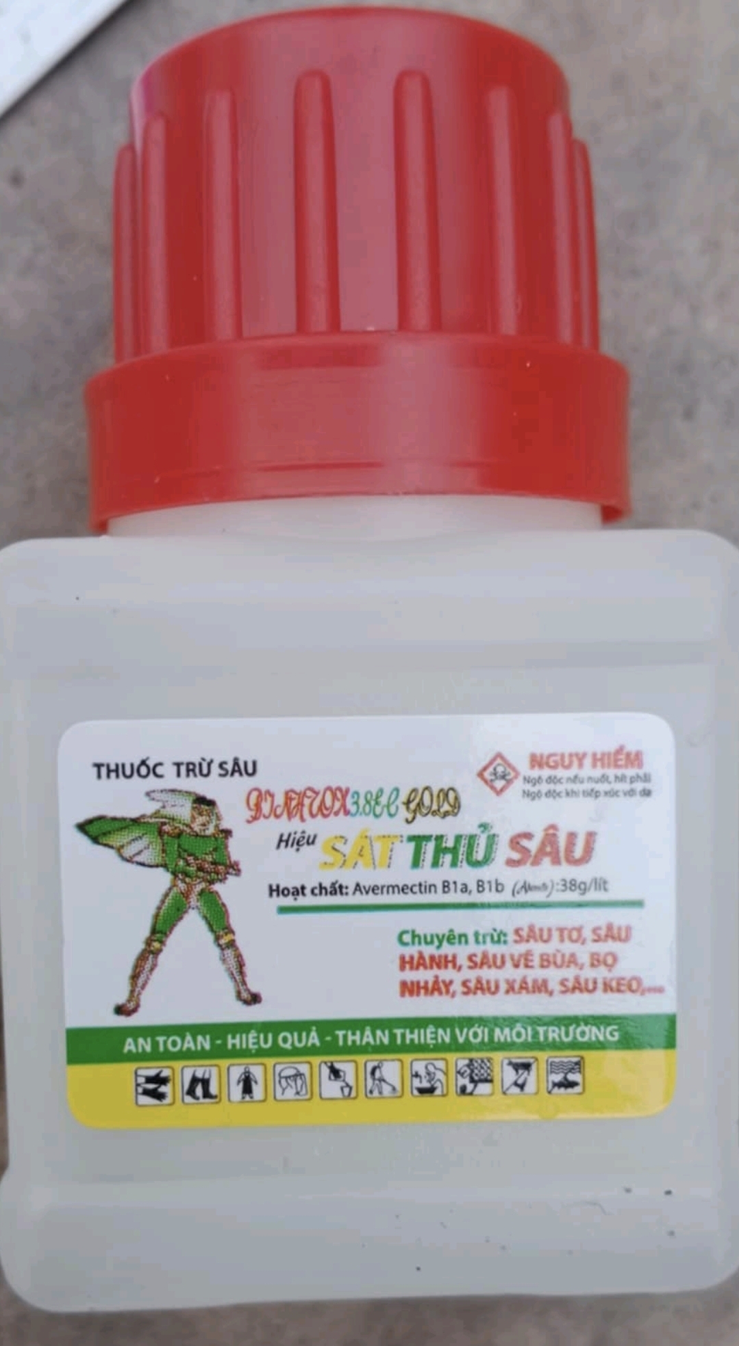 Hiểu Đúng Về Avermectin B1a, B1b, Abamectin Và Emamectin Benzoate: Sự Khác Biệt Từ Gốc Tới Ngọn